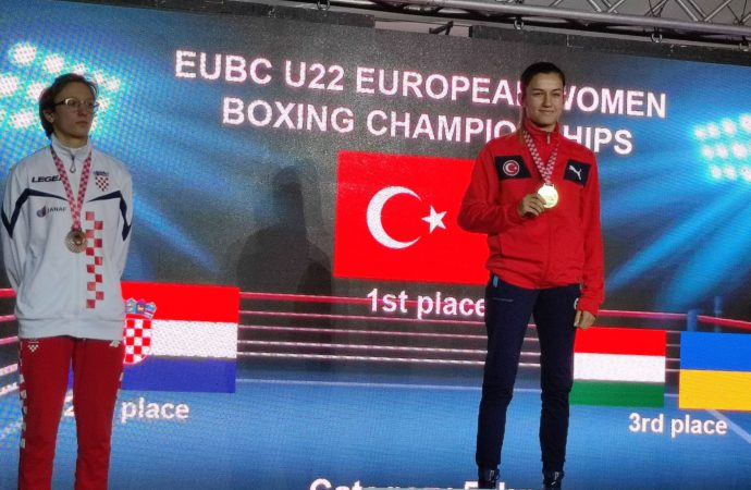 EUROPSKO PRVENSTVO ZA SENIORE I SENIORKE DO 22 GODINE U POREČU Nikolina Ćaćić osvojila prvu seniorsku medalju za Hrvatsku u konkurenciji boksačica i uvela je među 12 najuspješnijih zemalja!